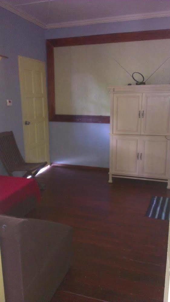 Ceaser'S Place Kampong Kundassan Екстериор снимка