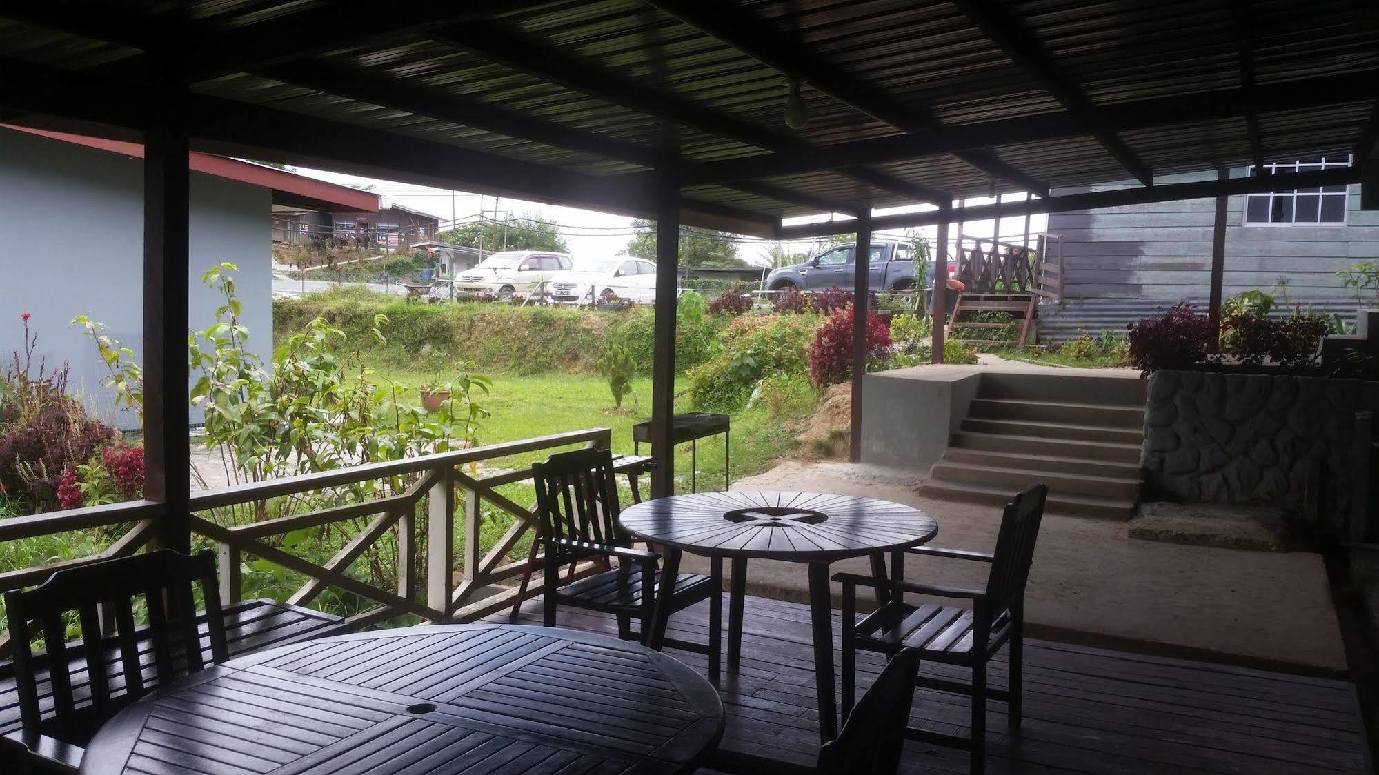 Ceaser'S Place Kampong Kundassan Екстериор снимка
